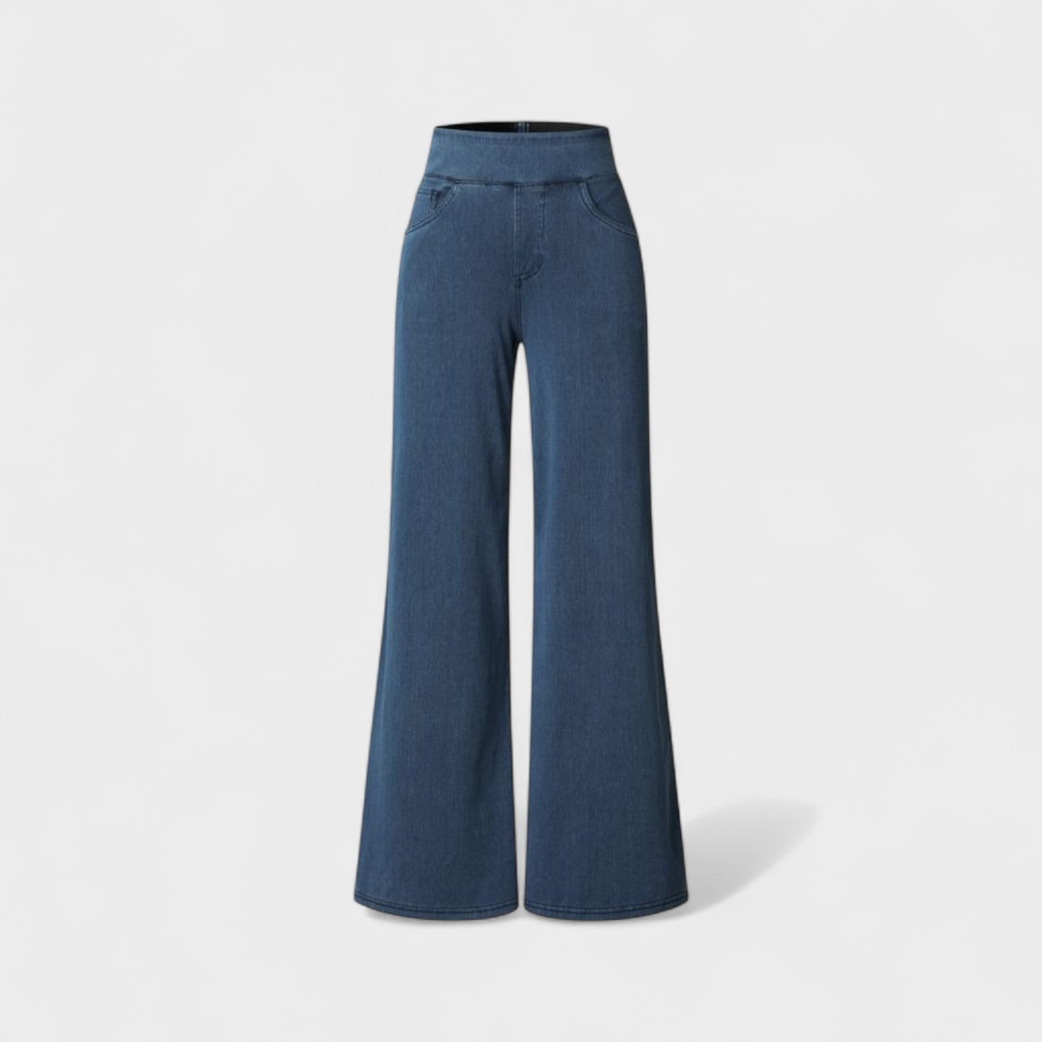 Clara – Jeans a Gamba Larga in Denim Morbido