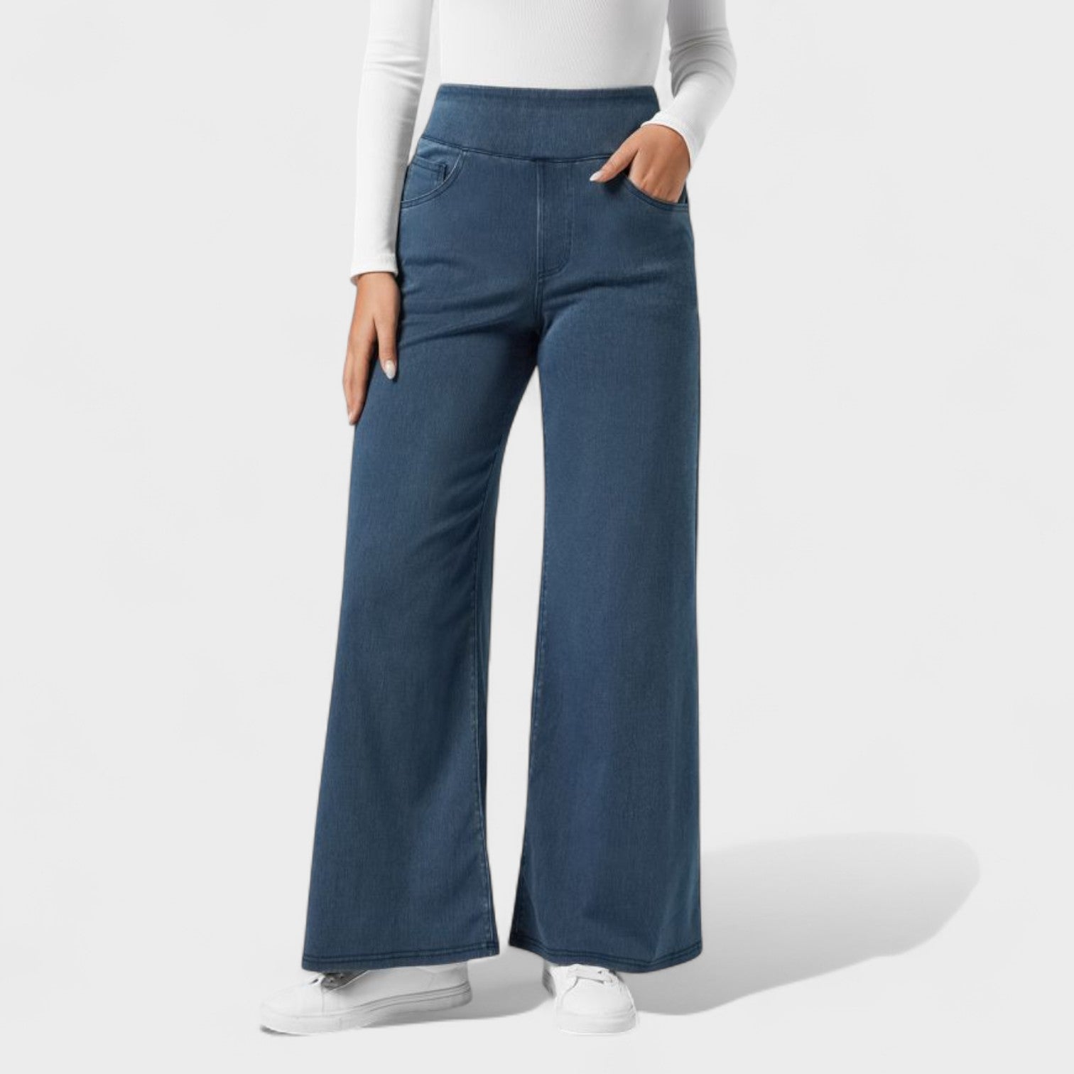 Clara – Jeans a Gamba Larga in Denim Morbido