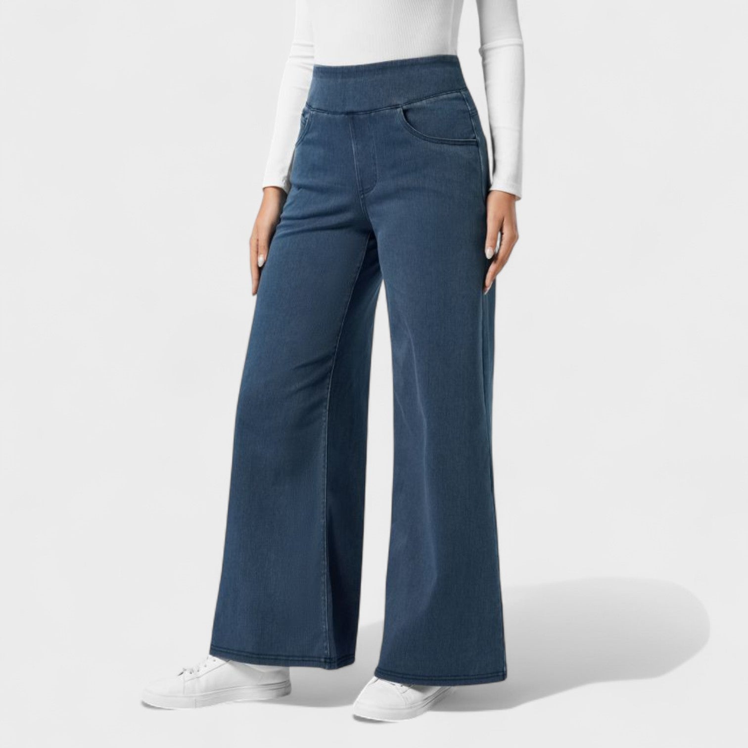 Clara – Jeans a Gamba Larga in Denim Morbido