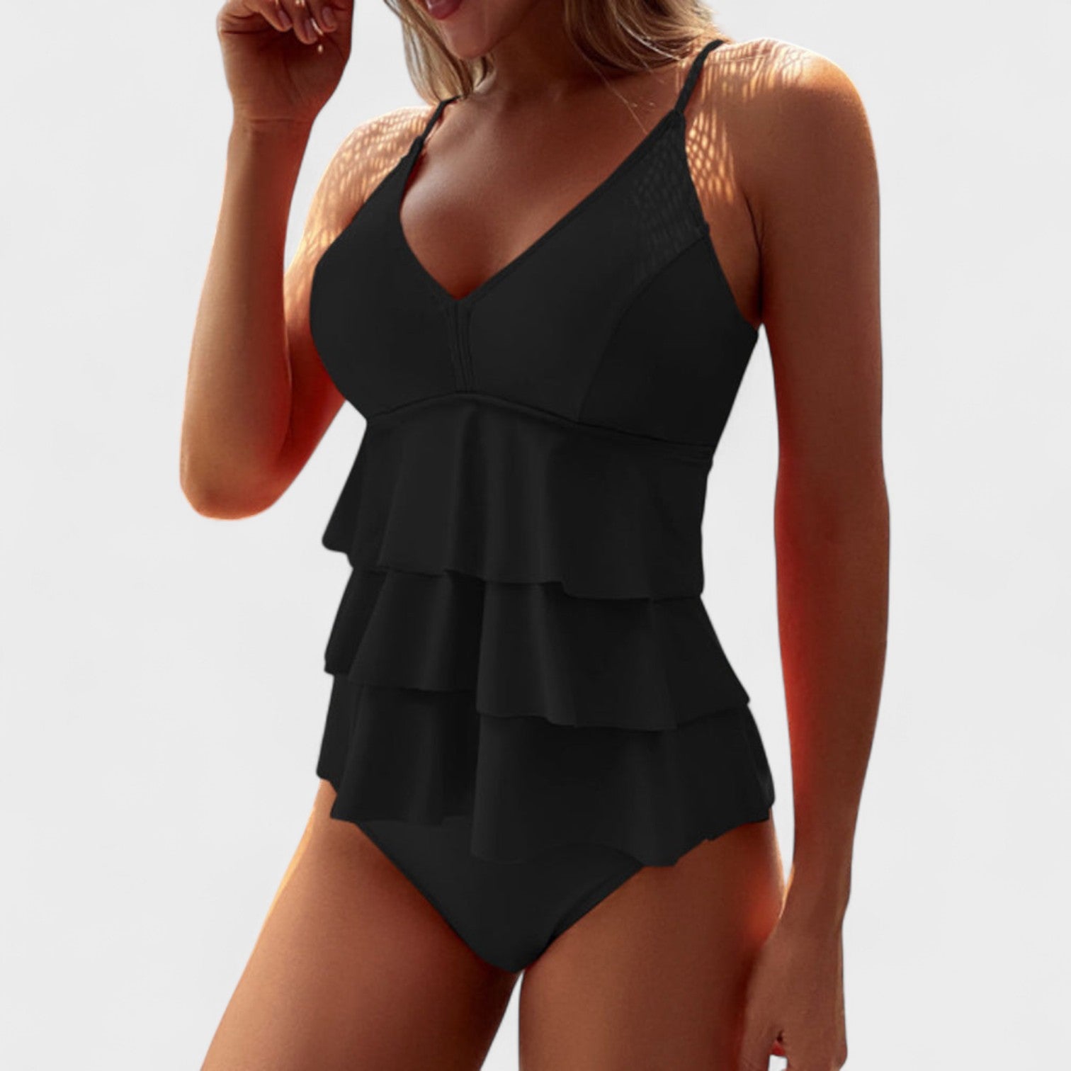 Lia – Costume Intero Liscio con Volant Eleganti