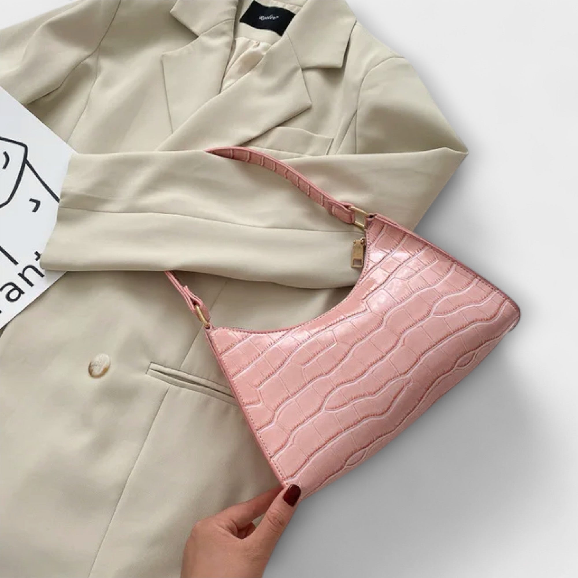 Giulia – Borsa in pelle lucida elegante e versatile
