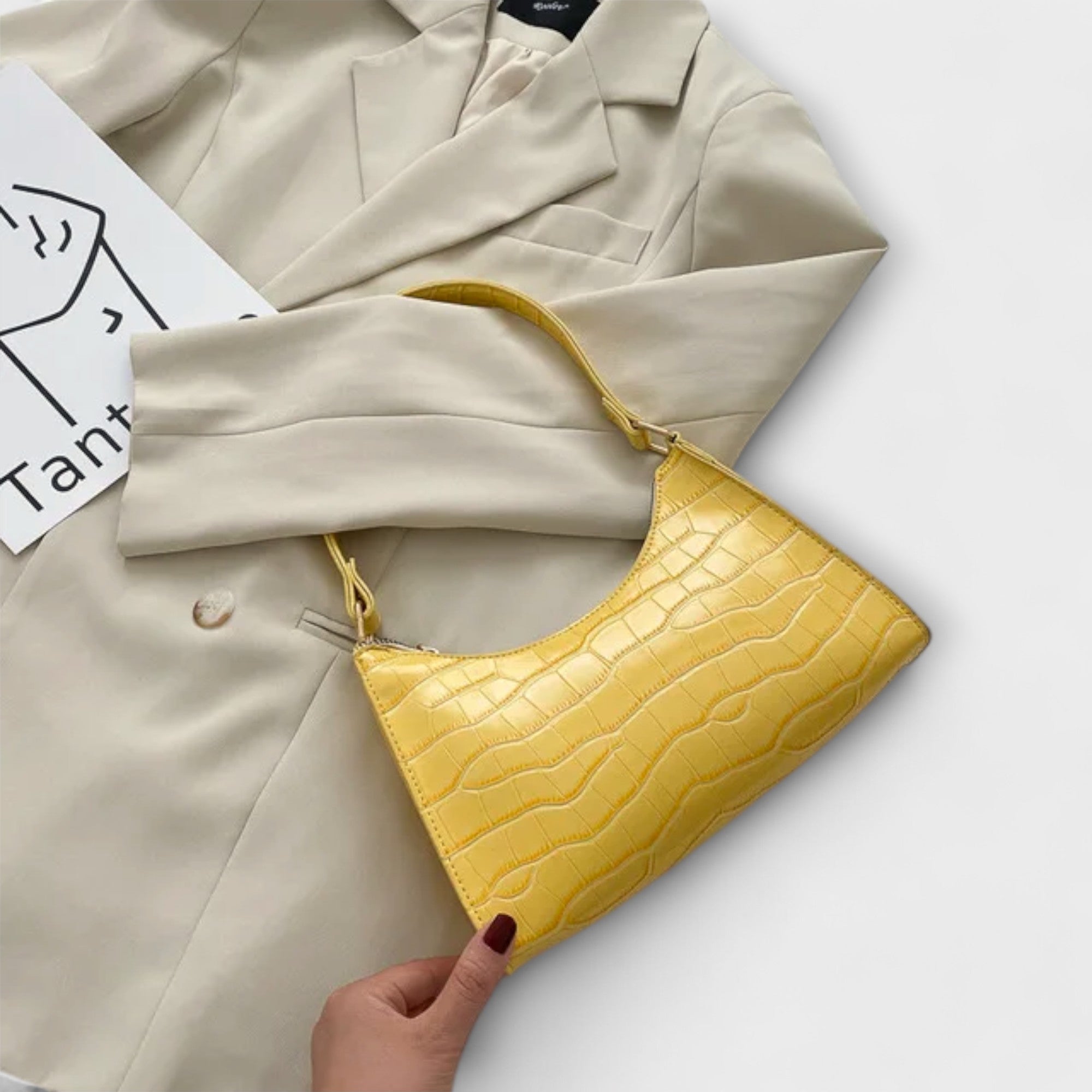 Giulia – Borsa in pelle lucida elegante e versatile