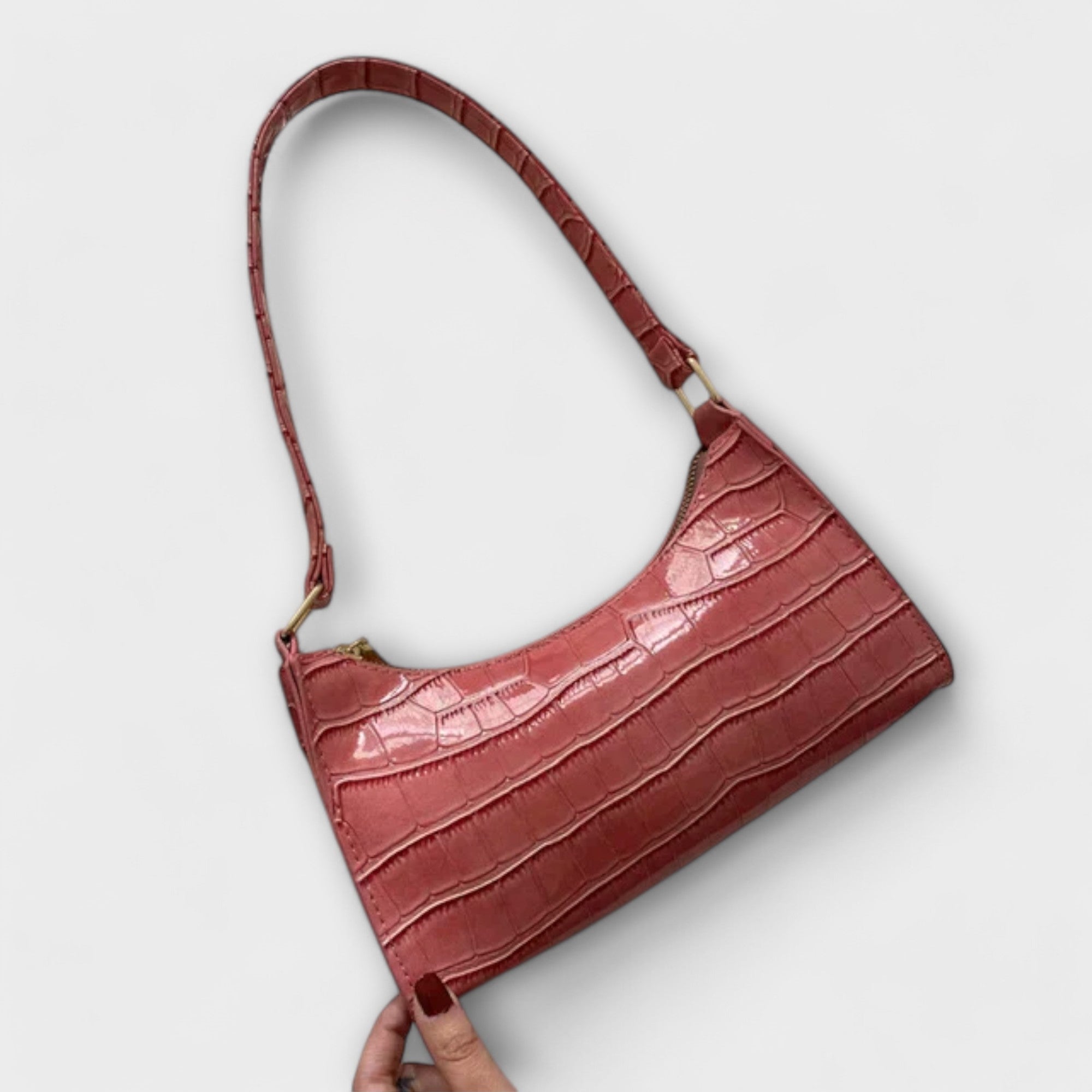Giulia – Borsa in pelle lucida elegante e versatile