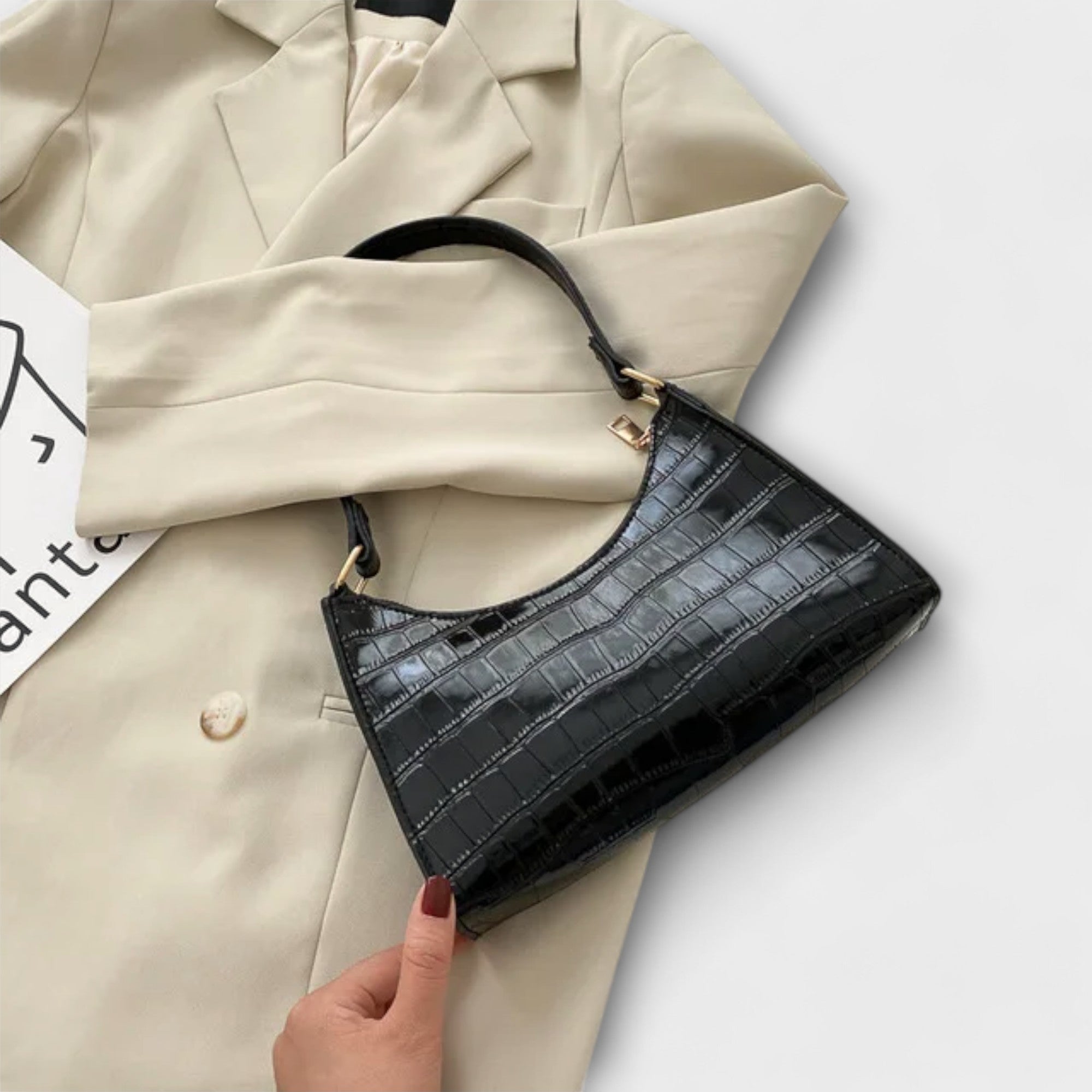Giulia – Borsa in pelle lucida elegante e versatile