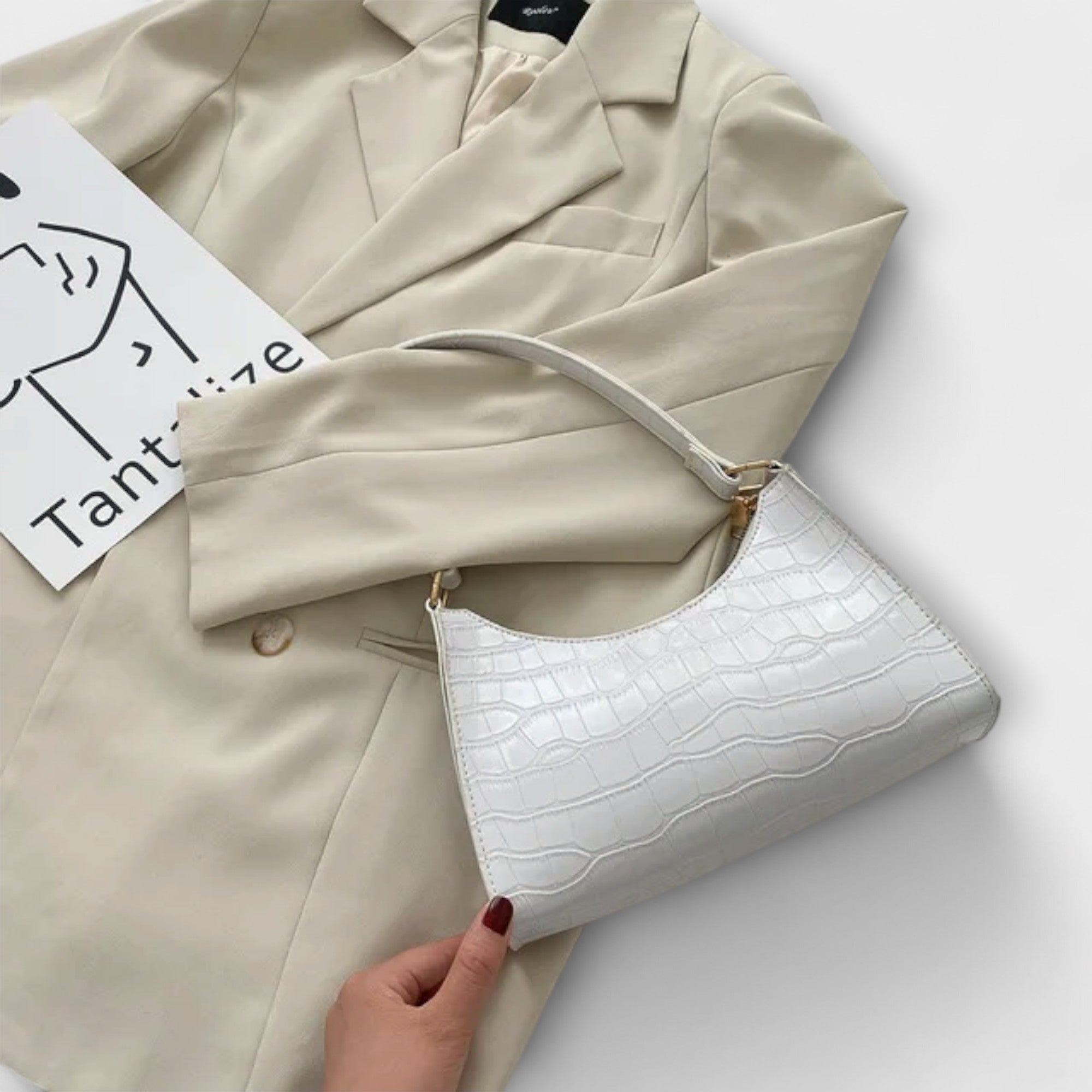 Giulia – Borsa in pelle lucida elegante e versatile
