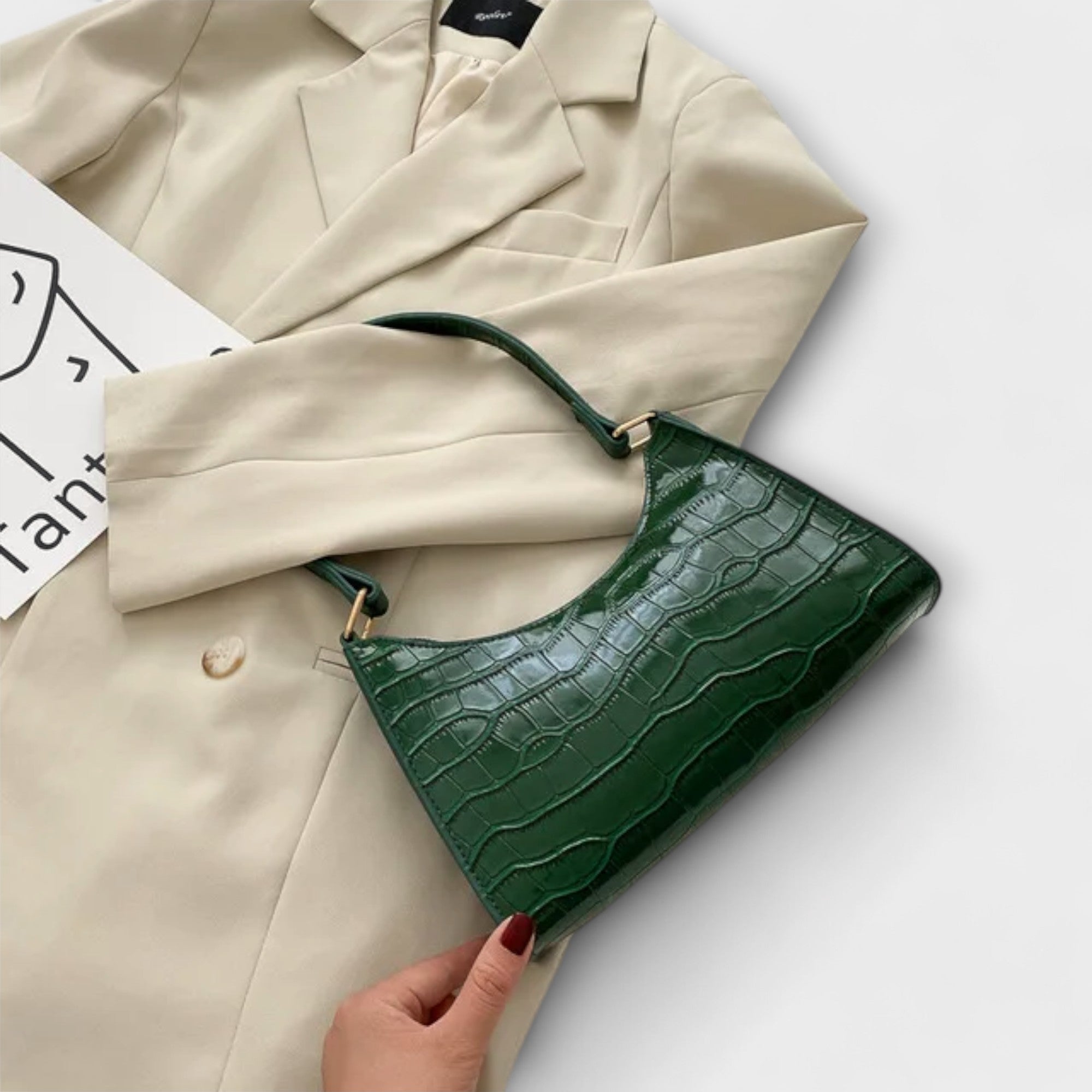 Giulia – Borsa in pelle lucida elegante e versatile