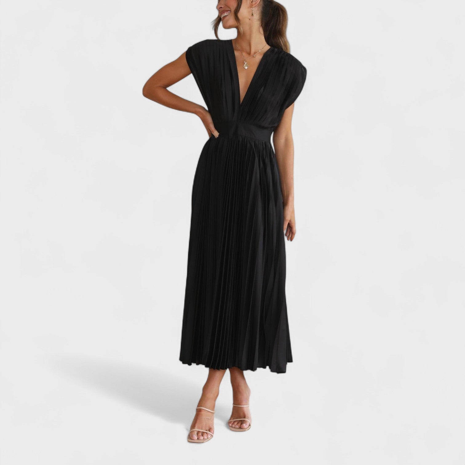Marianne – Abito Plissé Elegante con Scollo a V Drappeggiato