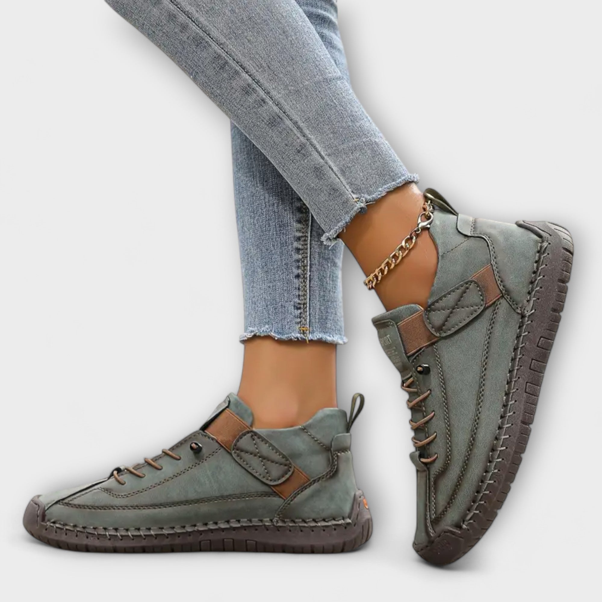Chelsea Sneakers – Stivaletti Eleganti d’Ispirazione Retrò per Tutte le Stagioni