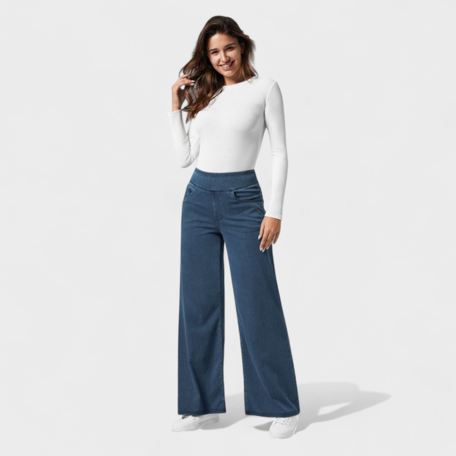 Clara – Jeans a Gamba Larga in Denim Morbido