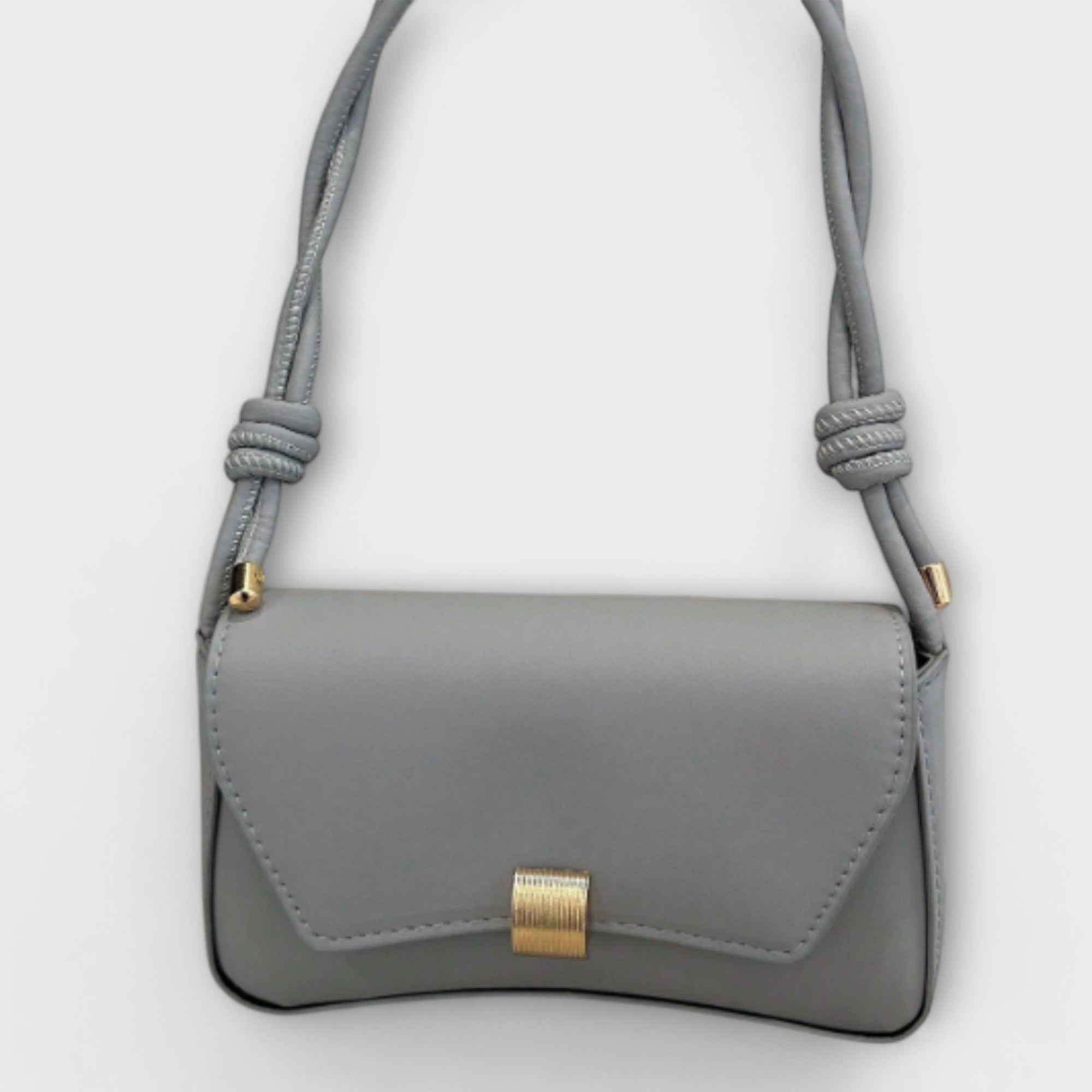 Giulia – Borsa vintage con patta compatta ed elegante