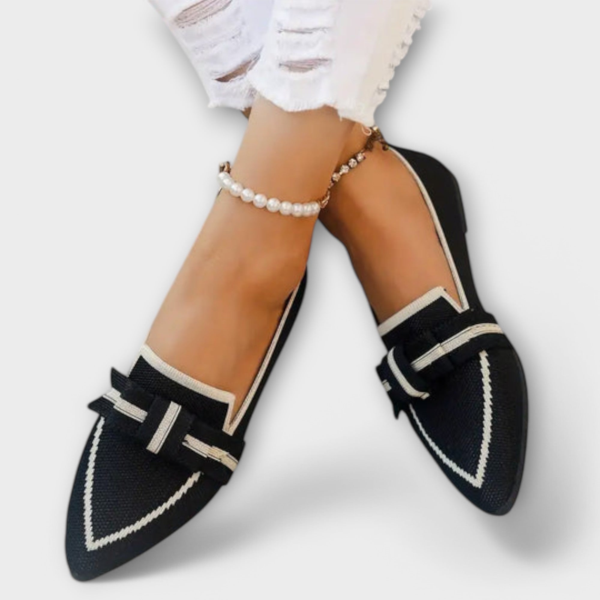 Scarpe basse da donna con nodo decorativo elegante