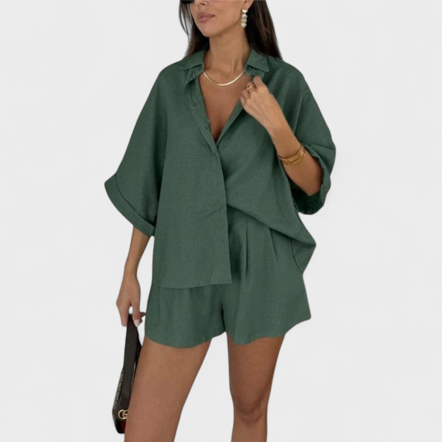 Giulia – Completo Oversize in Lino con Camicia e Shorts