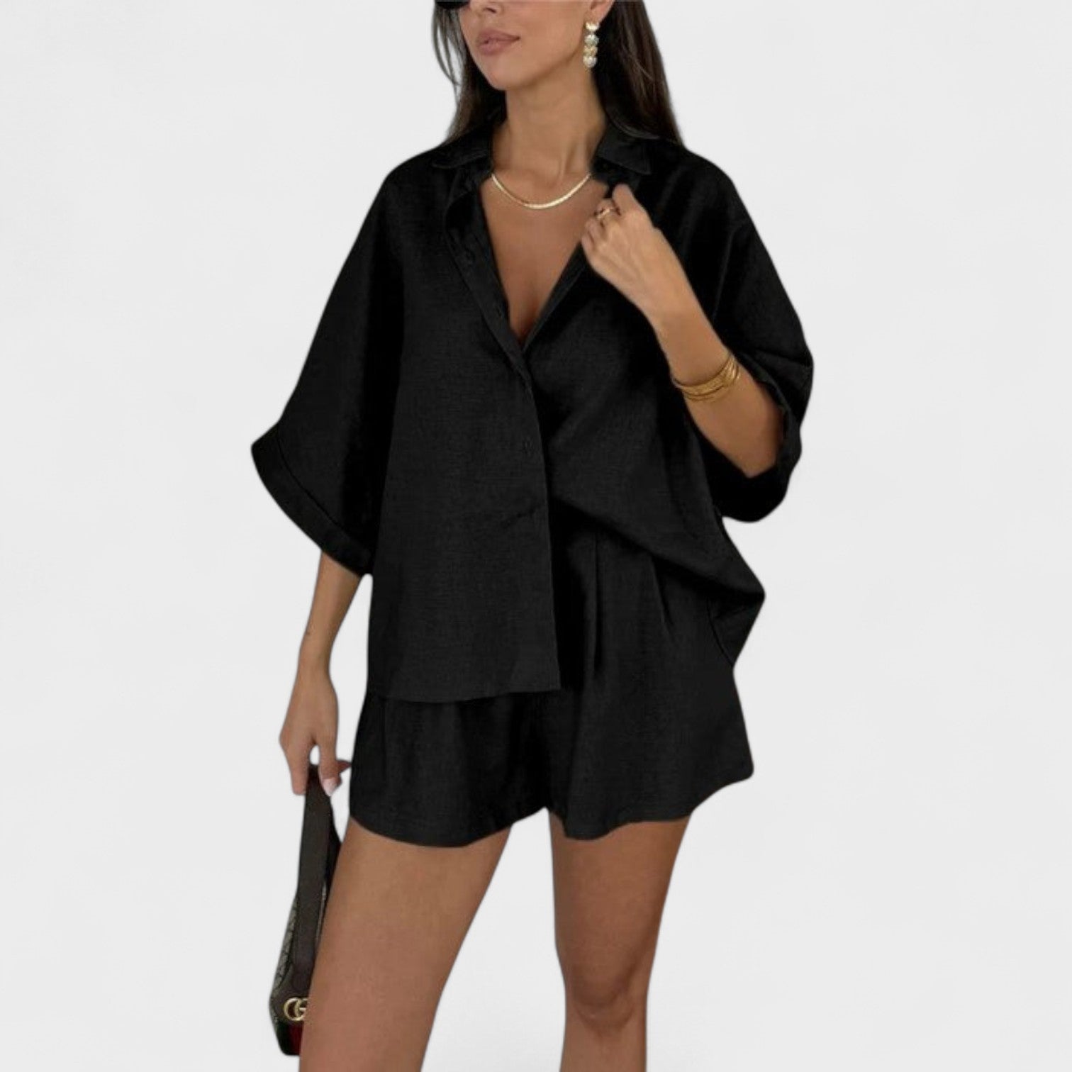 Giulia – Completo Oversize in Lino con Camicia e Shorts