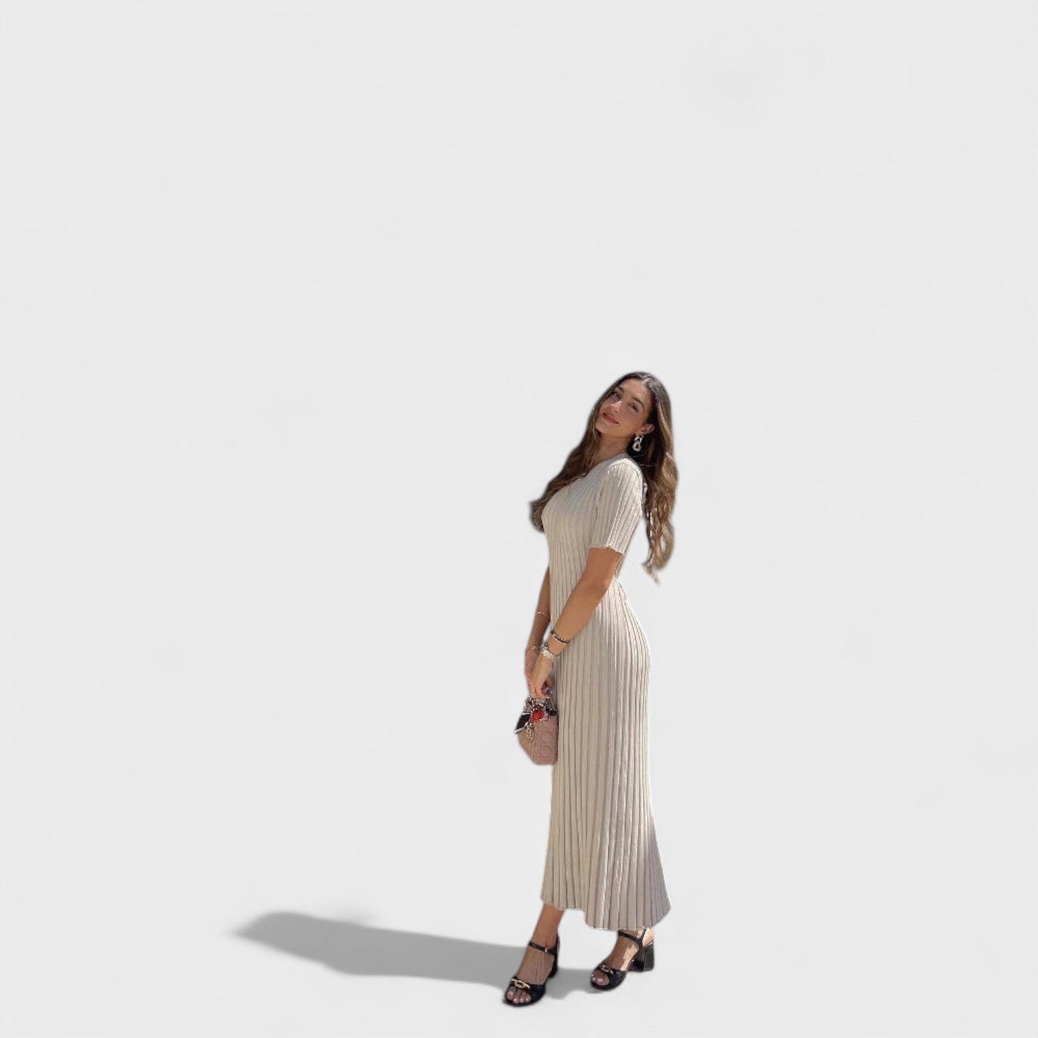 Camila – L’abito in maglia che esalta la tua naturale eleganza