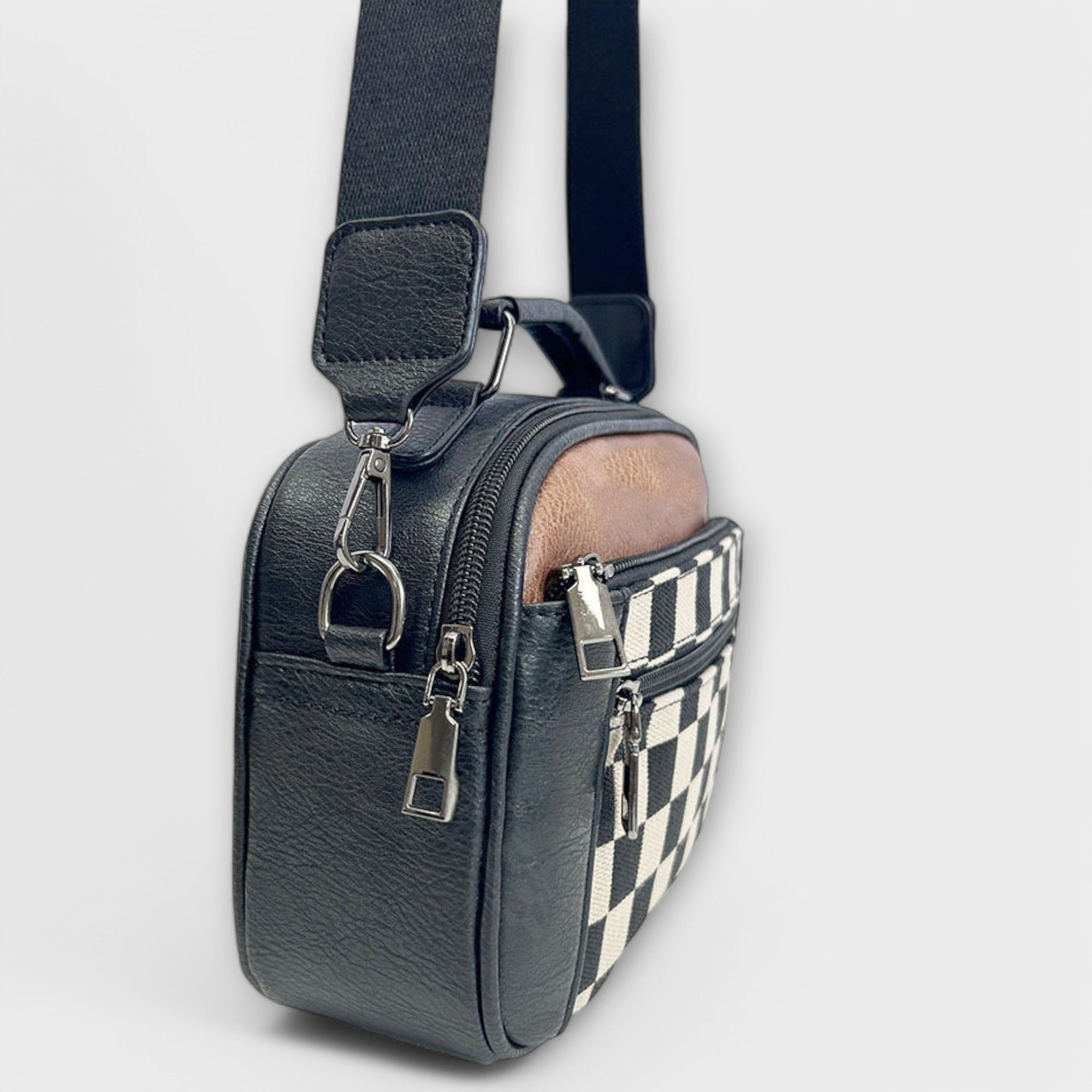 Giulia– Borsa ChessMate Elegante e Compatta