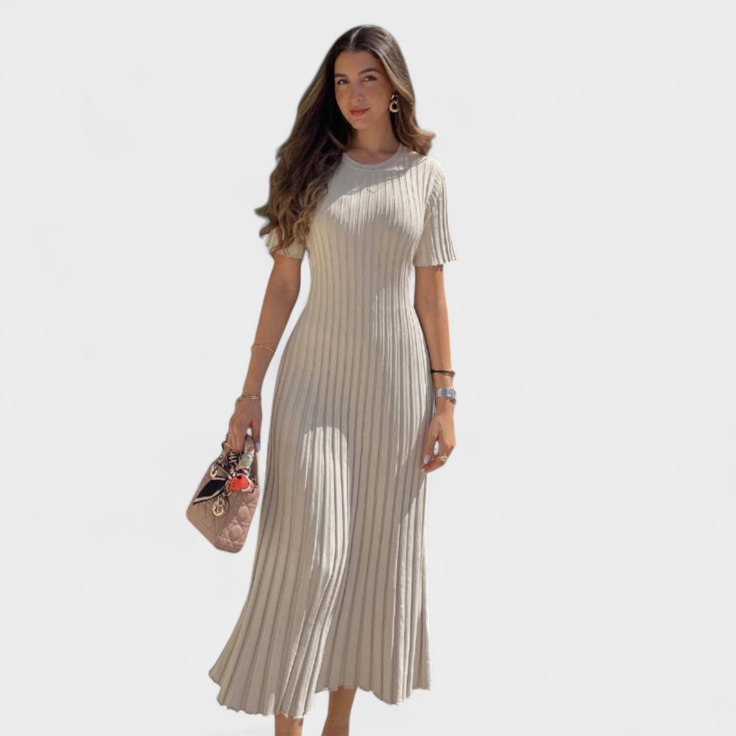 Camila – L’abito in maglia che esalta la tua naturale eleganza