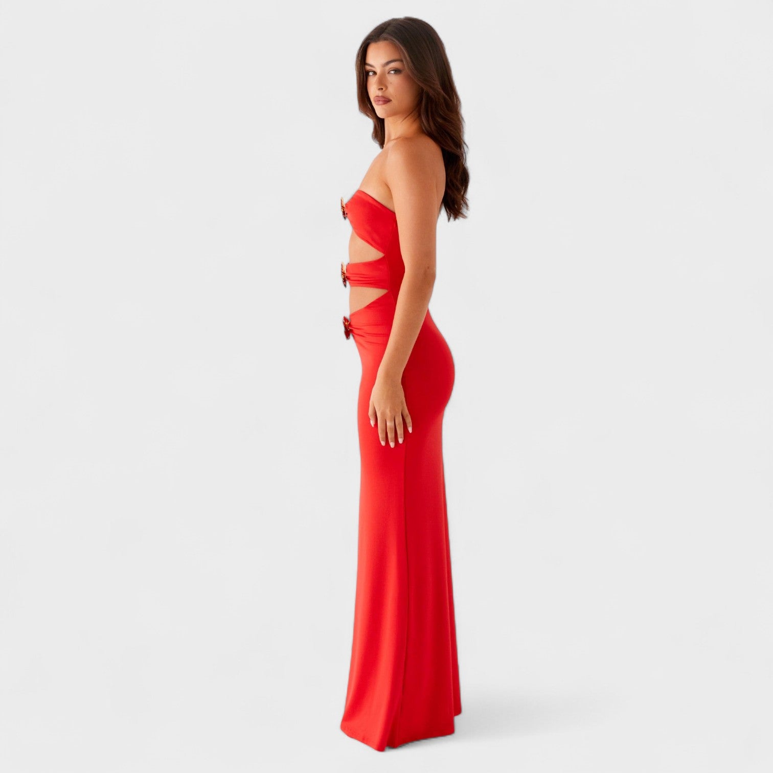 Jimena – Abito Lungo Cut-Out Rosso con Dettagli Floreali Dorati