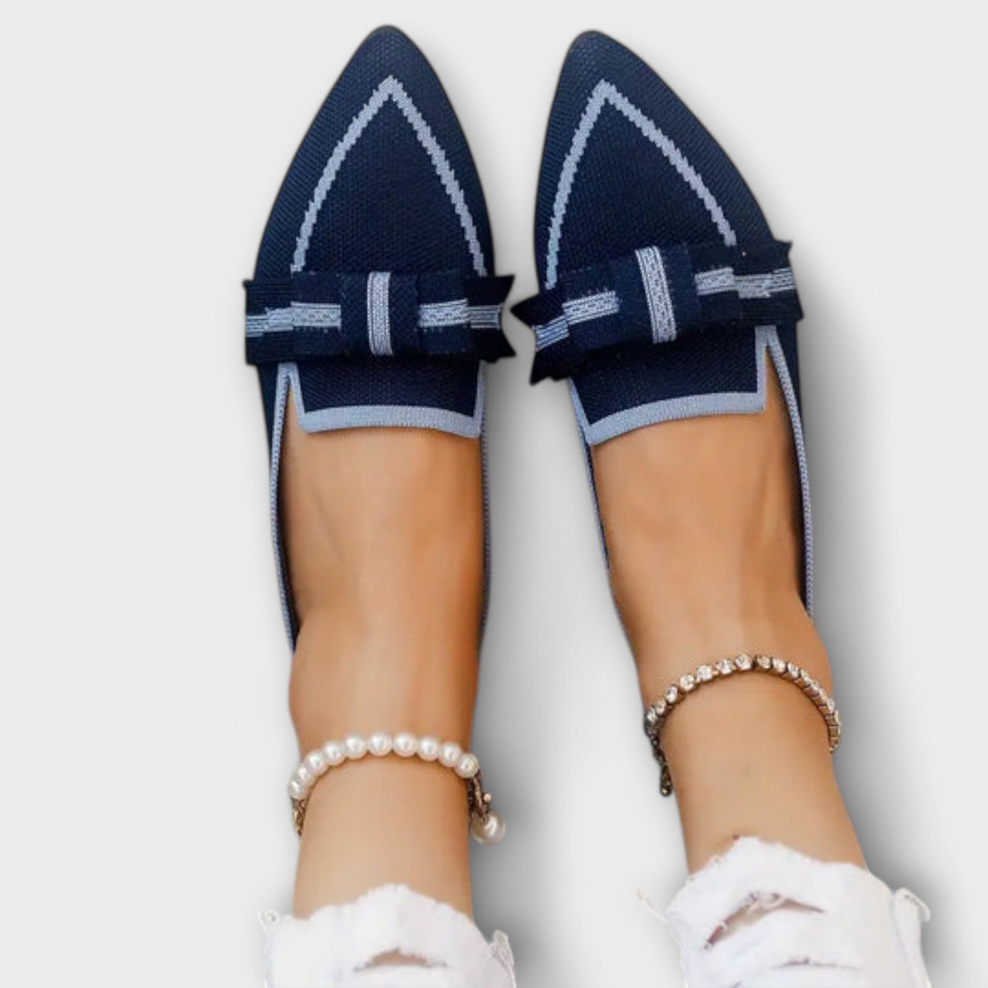 Scarpe basse da donna con nodo decorativo elegante