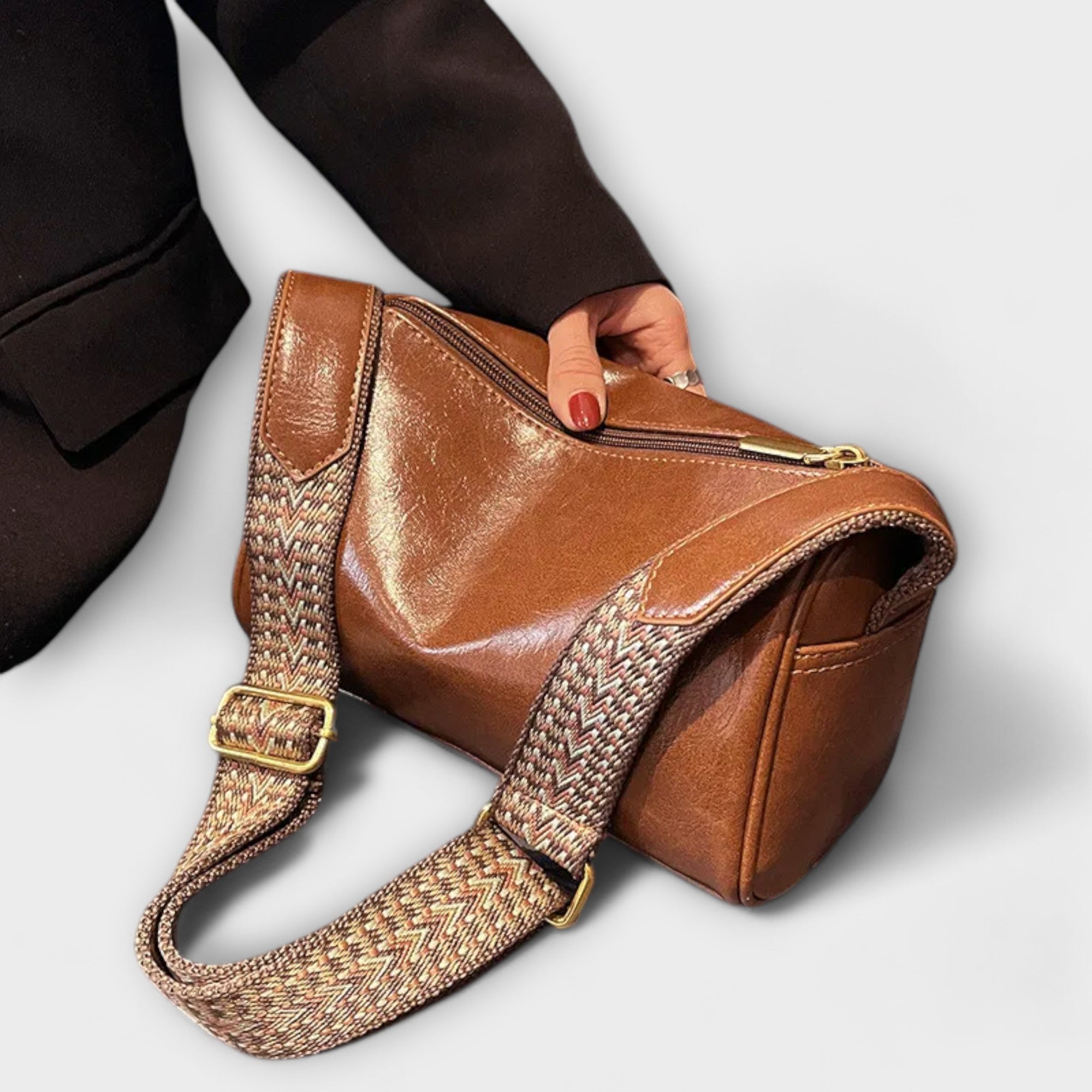 Giulia – Borsa a Tracolla Vintage da Donna con Design Elegante
