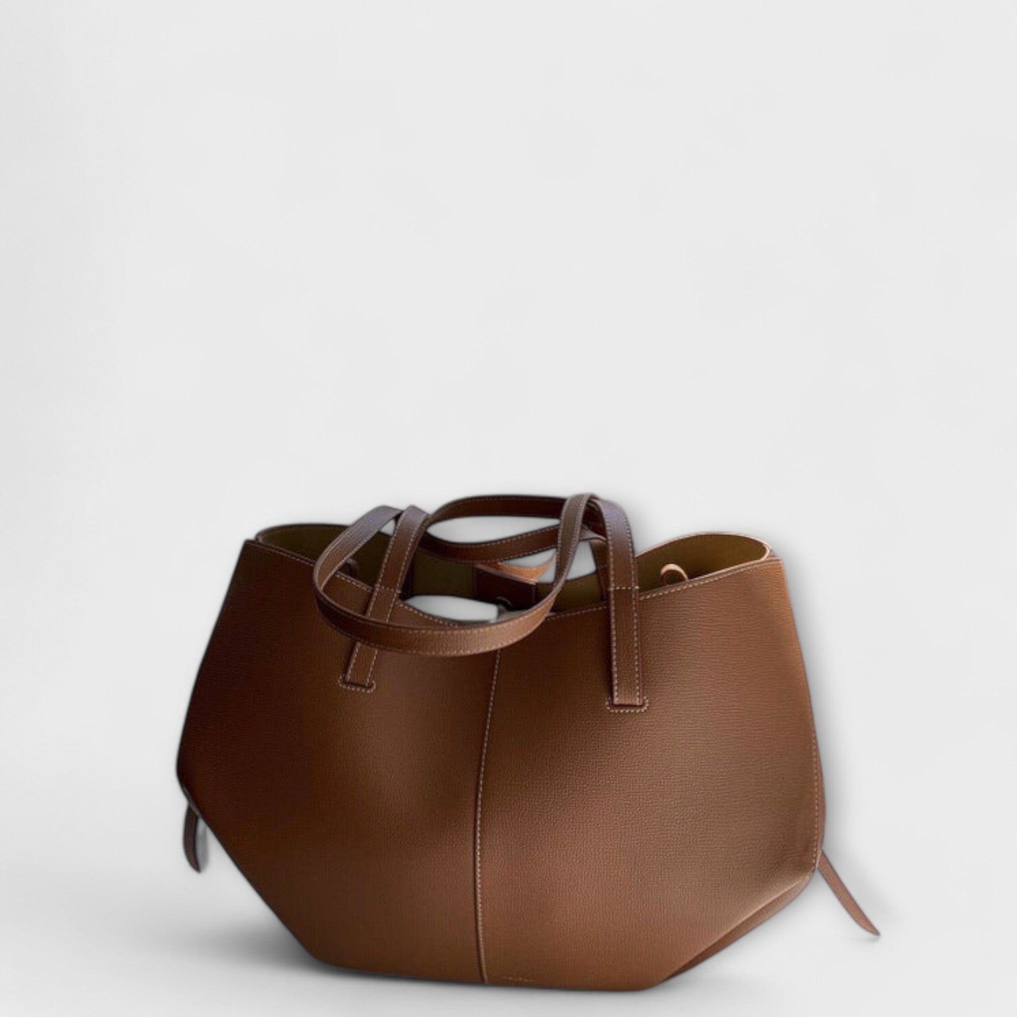 Giulia – Borsa Vintage Tote in Pelle Spaziosa ed Elegante
