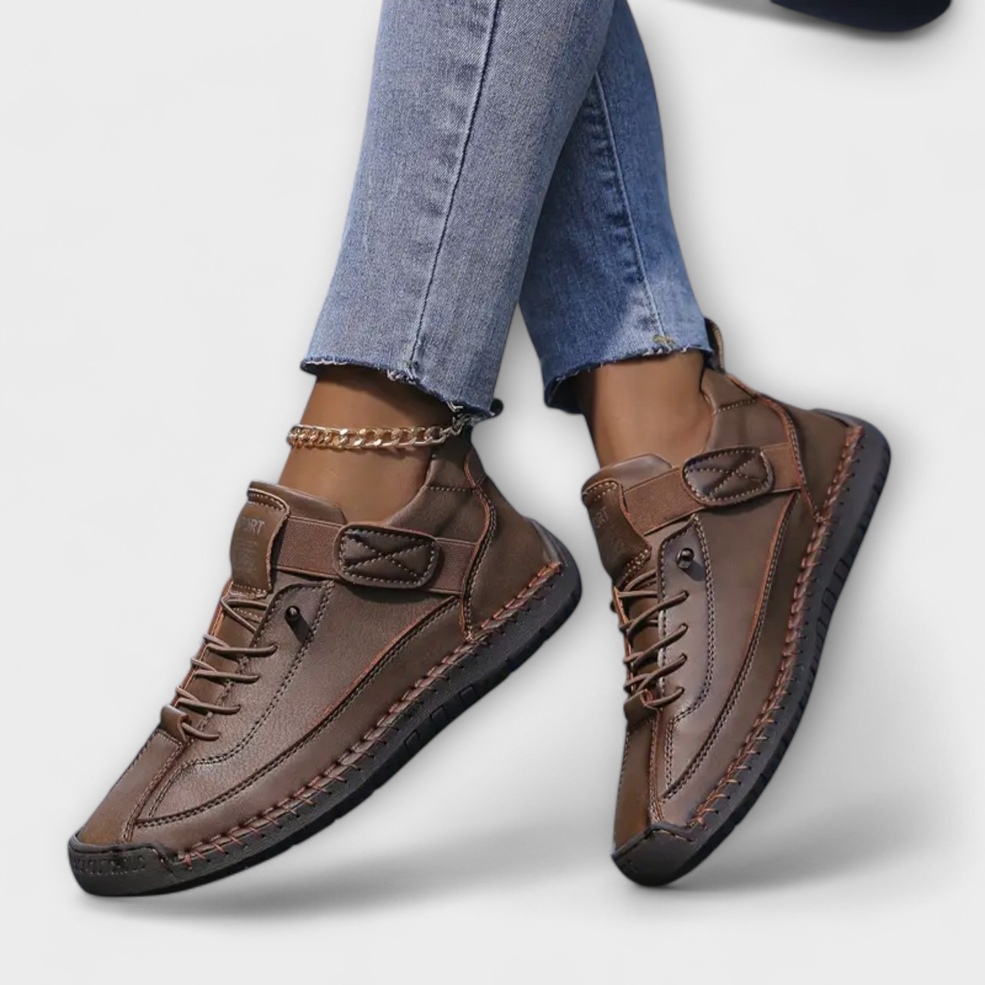 Chelsea Sneakers – Stivaletti Eleganti d’Ispirazione Retrò per Tutte le Stagioni