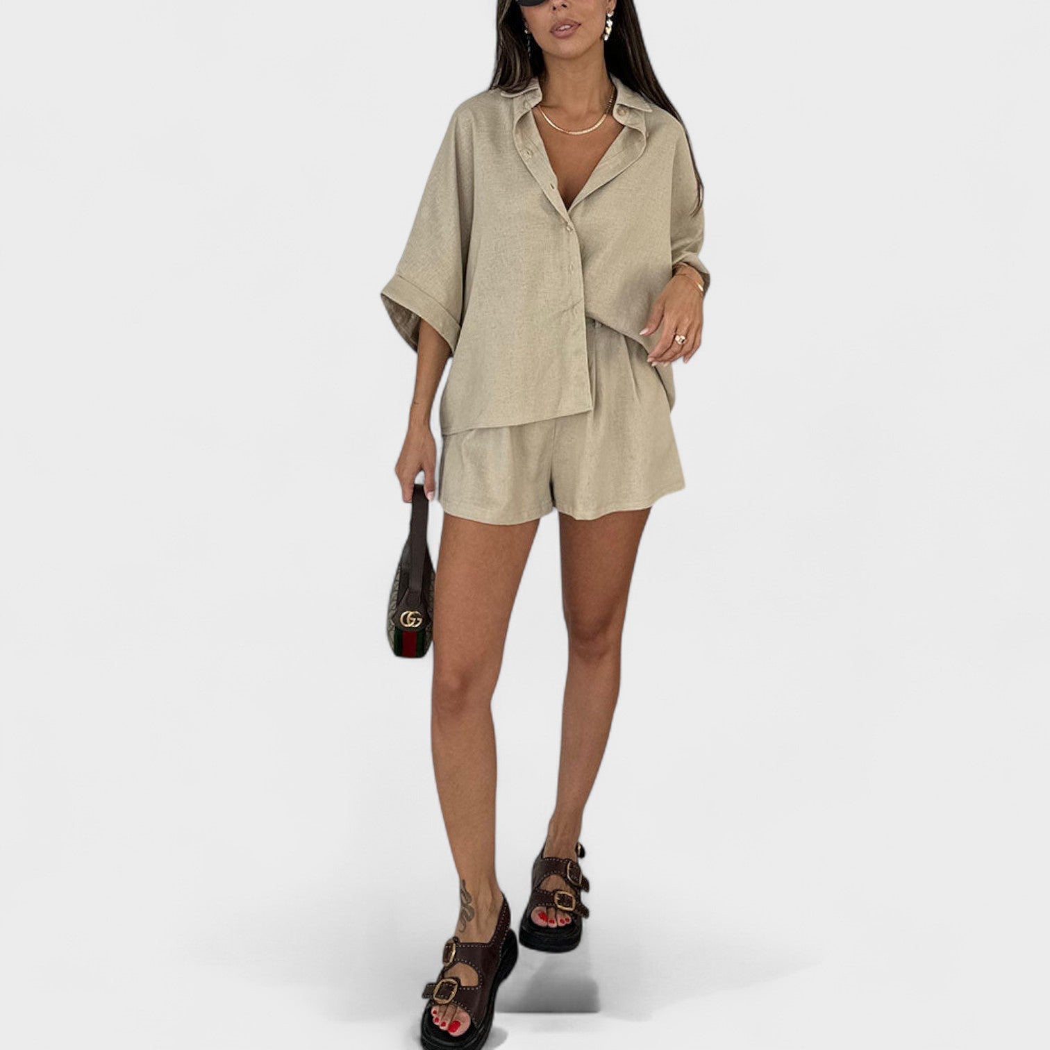 Giulia – Completo Oversize in Lino con Camicia e Shorts