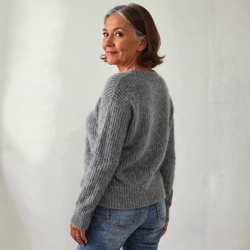 GiuliaFirenze – Classic Icelandic Wool Knitted Sweater