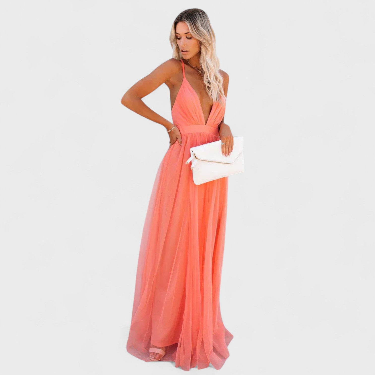 Lucía – Abito lungo in tulle con scollo profondo e schiena incrociata