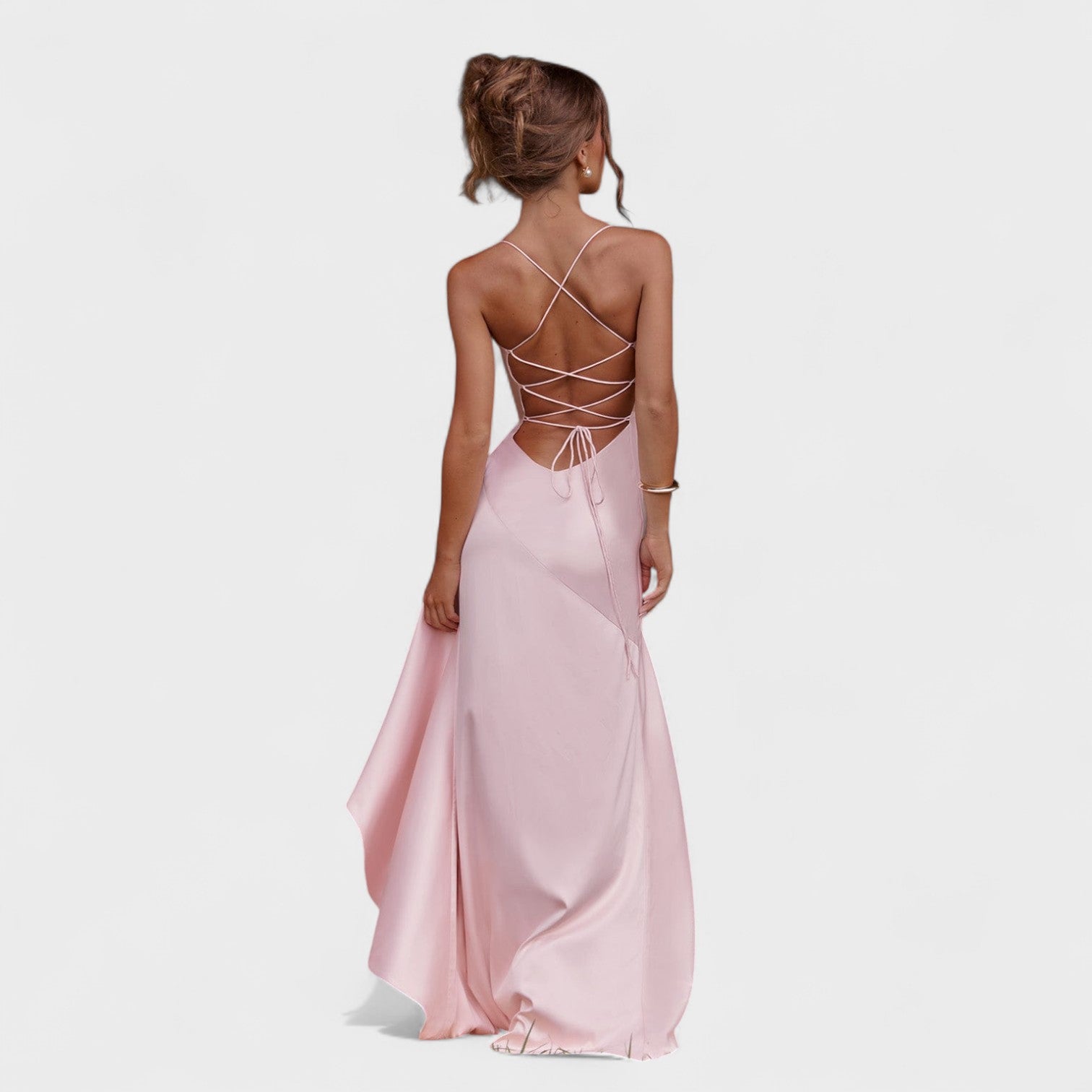 Samira – Abito Maxi Rosa Cipria con Spacco e Schiena Scoperta